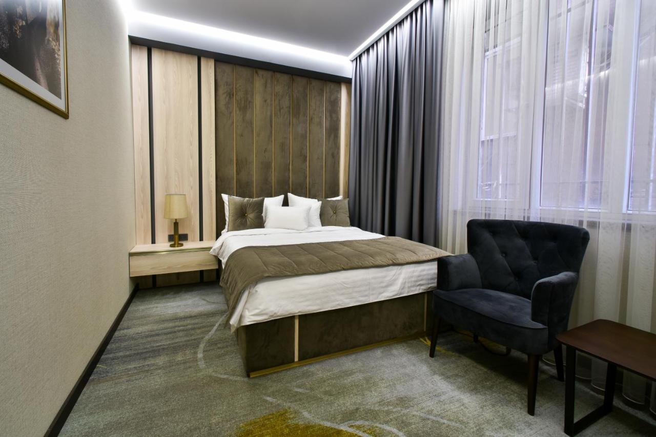 Bourbon Boutique Hotel *