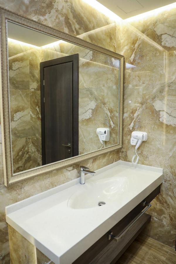 Bourbon Boutique Hotel *