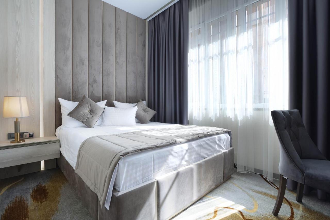 Bourbon Boutique Hotel *